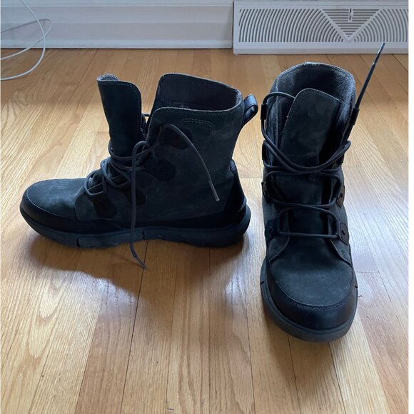 Men's Sorel Explorer Boot - Worn once! - Picture 3 of 5